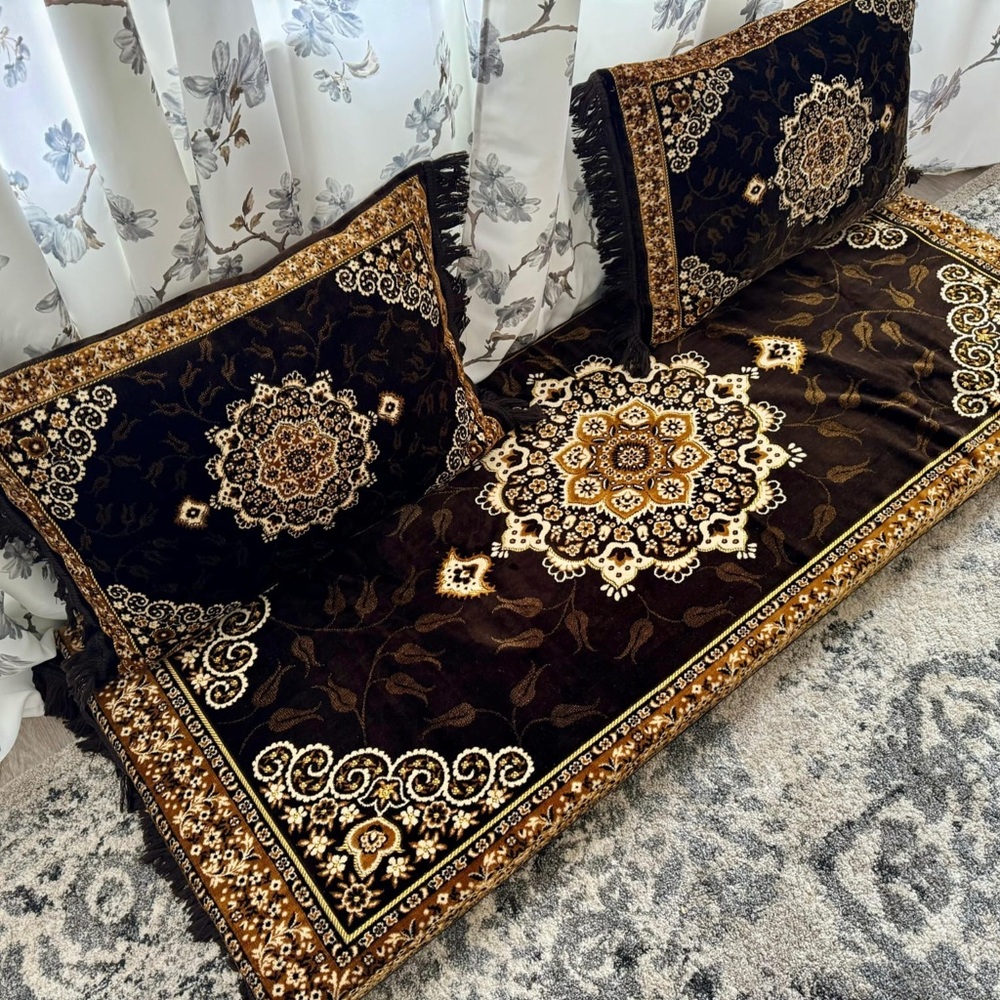 Afghani toshak cover